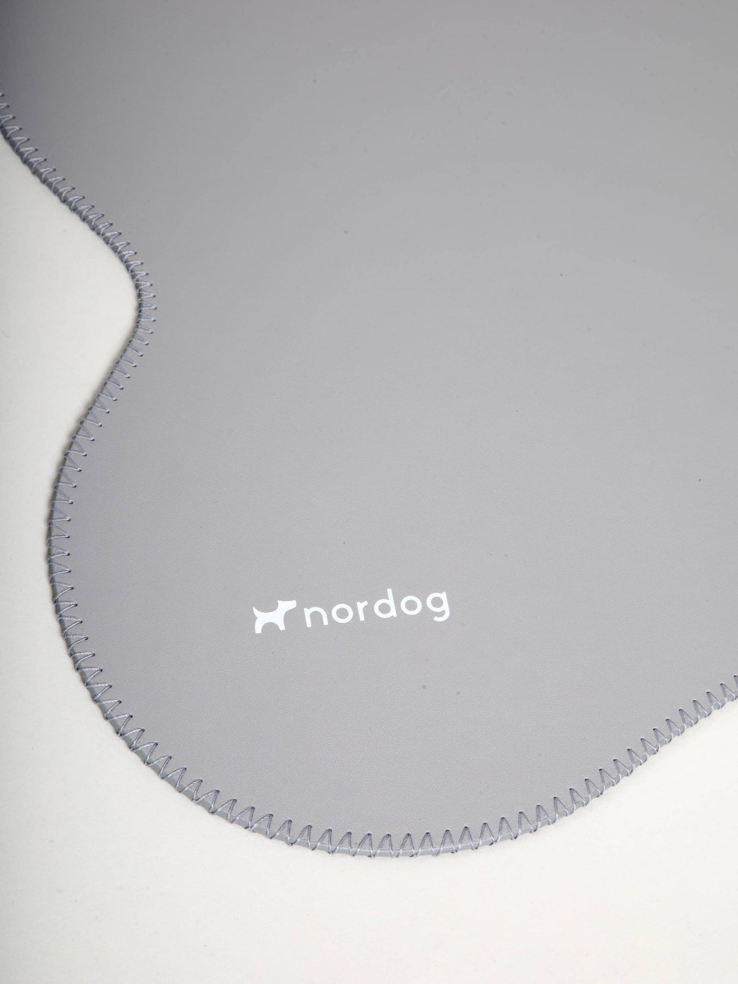 Nordog - Tischset für Hundenäpfe (grau)